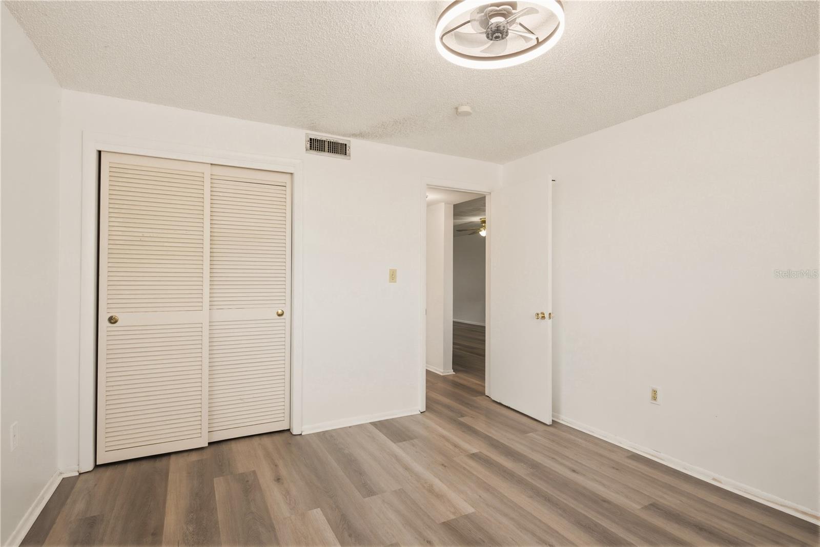 Image 14 of 19 For 4217 Redcliff Place 4217