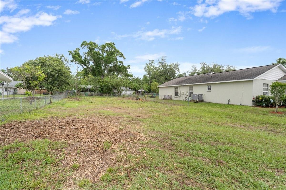 Image 19 of 24 For 5540 8th Street