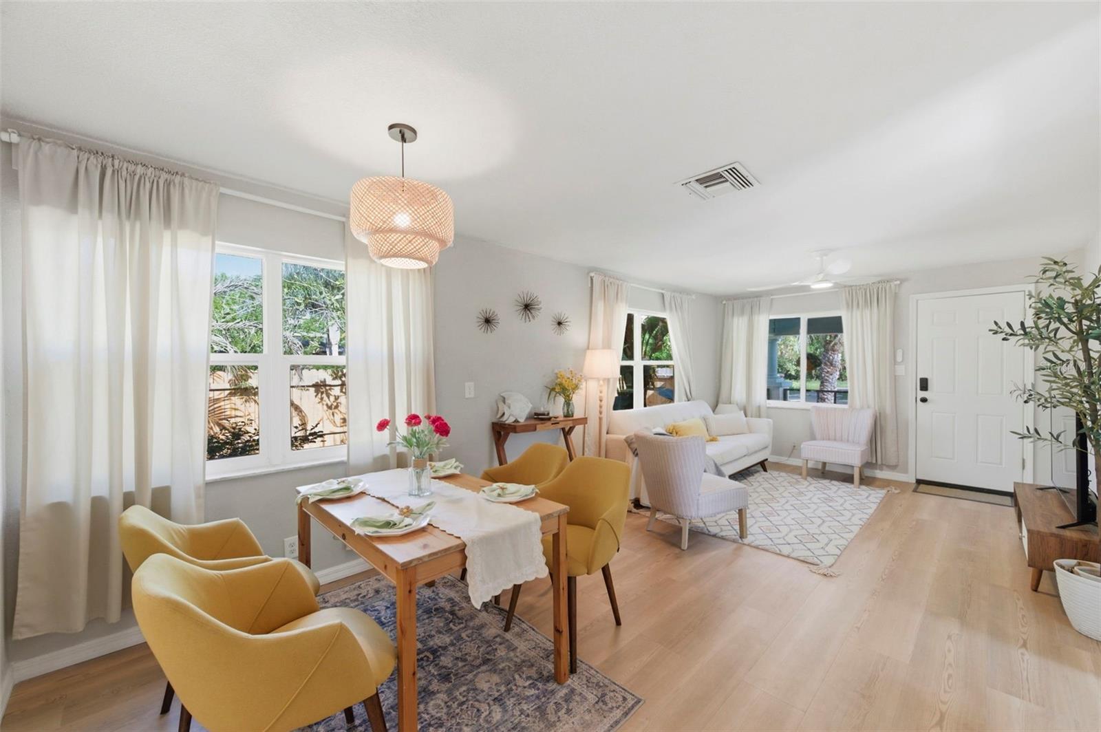 Listing photo id 6 for 3607 24th Avenue