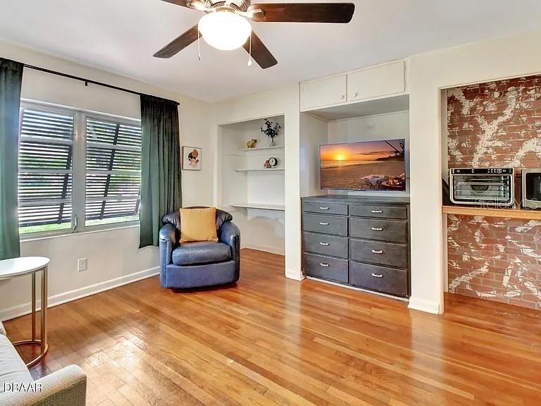 Image 2 of 9 For 311 Blue Lake Terrace