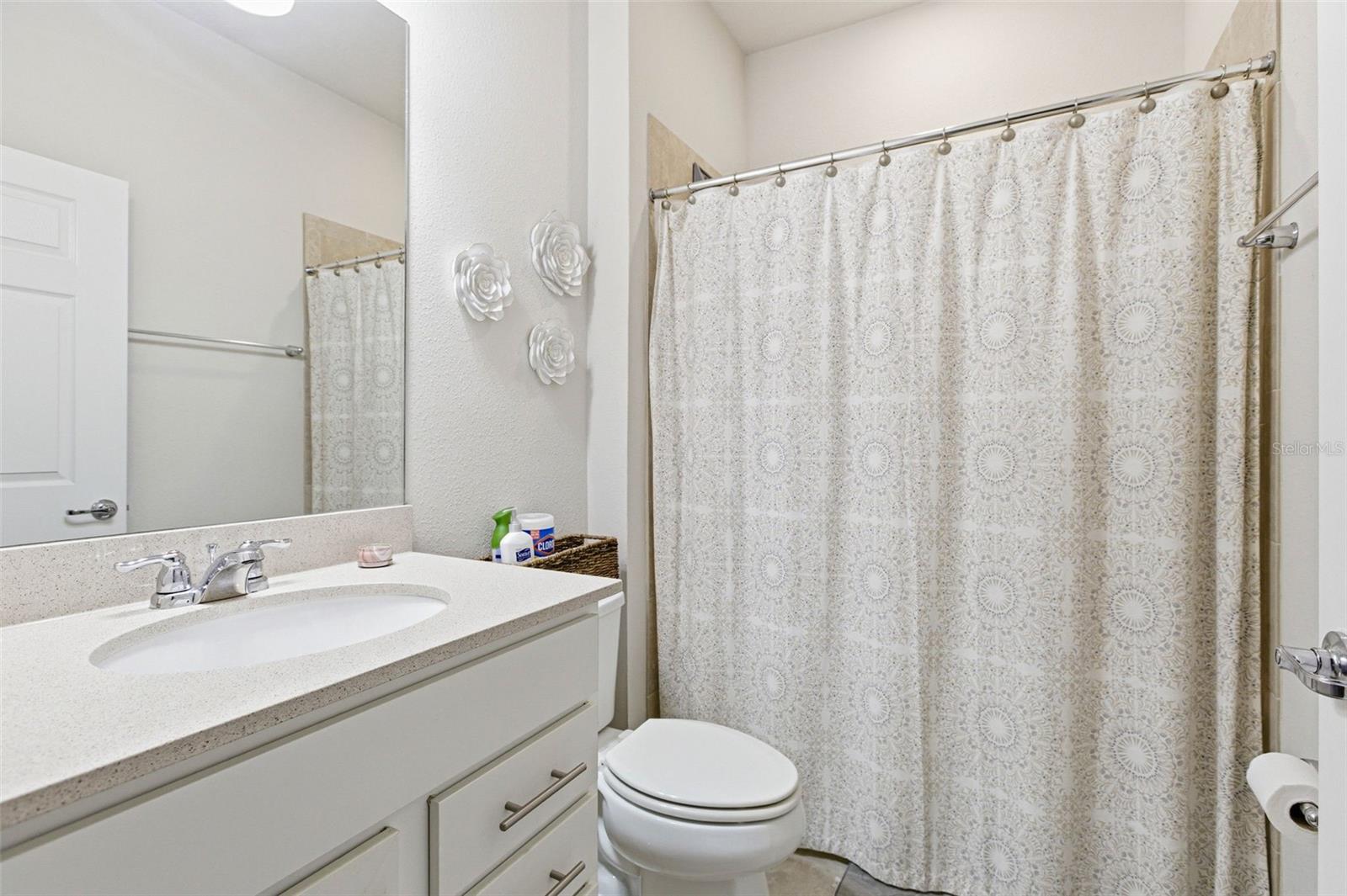 Image 18 of 28 For 5303 Levana Street