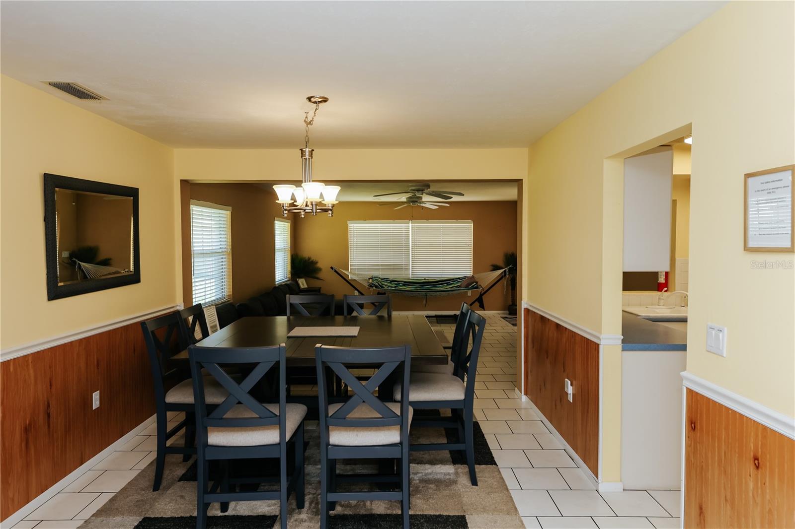 Image 11 of 46 For 5211 24th Avenue Drive W