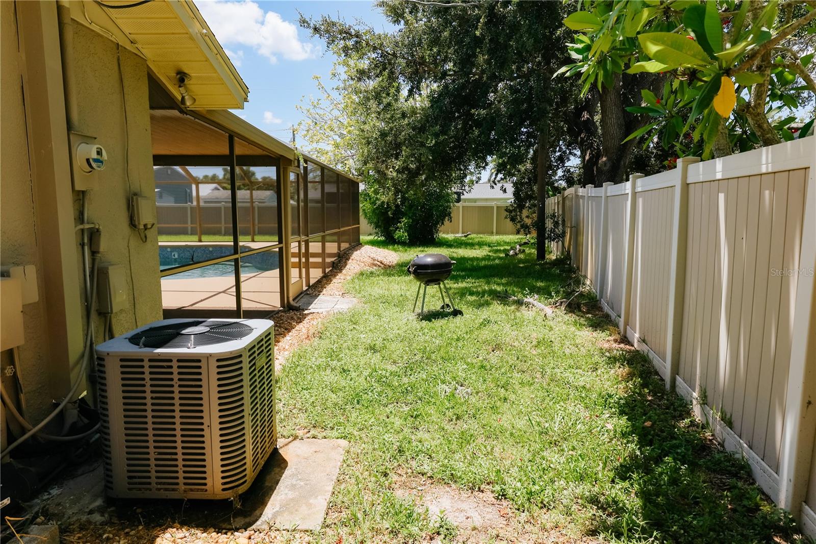 Image 33 of 46 For 5211 24th Avenue Drive W