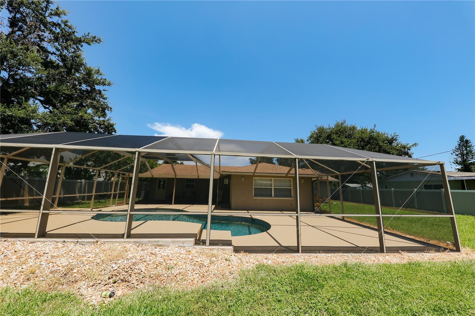 Image 37 of 46 For 5211 24th Avenue Drive W