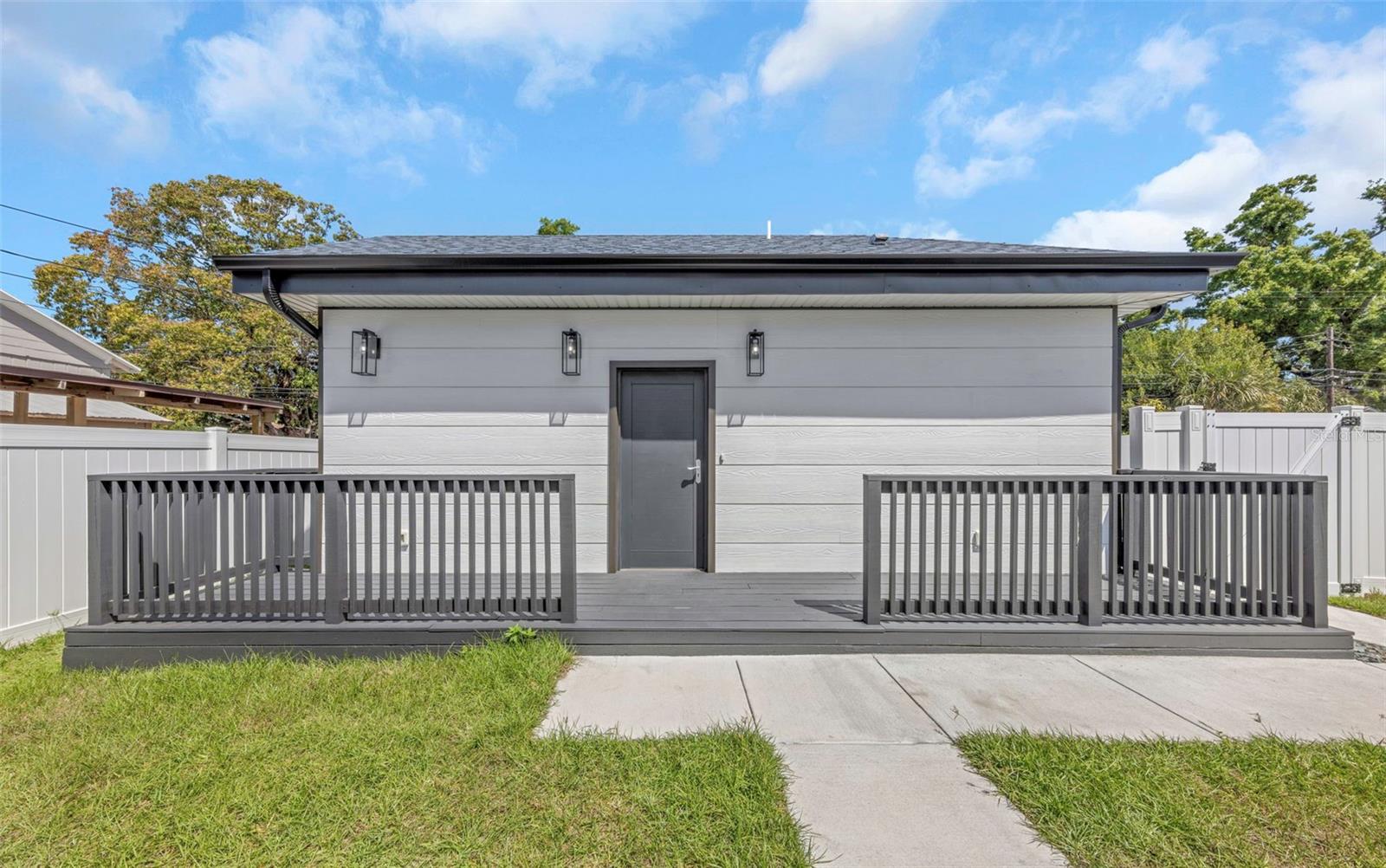 Image 41 of 74 For 1125 Melrose Avenue S