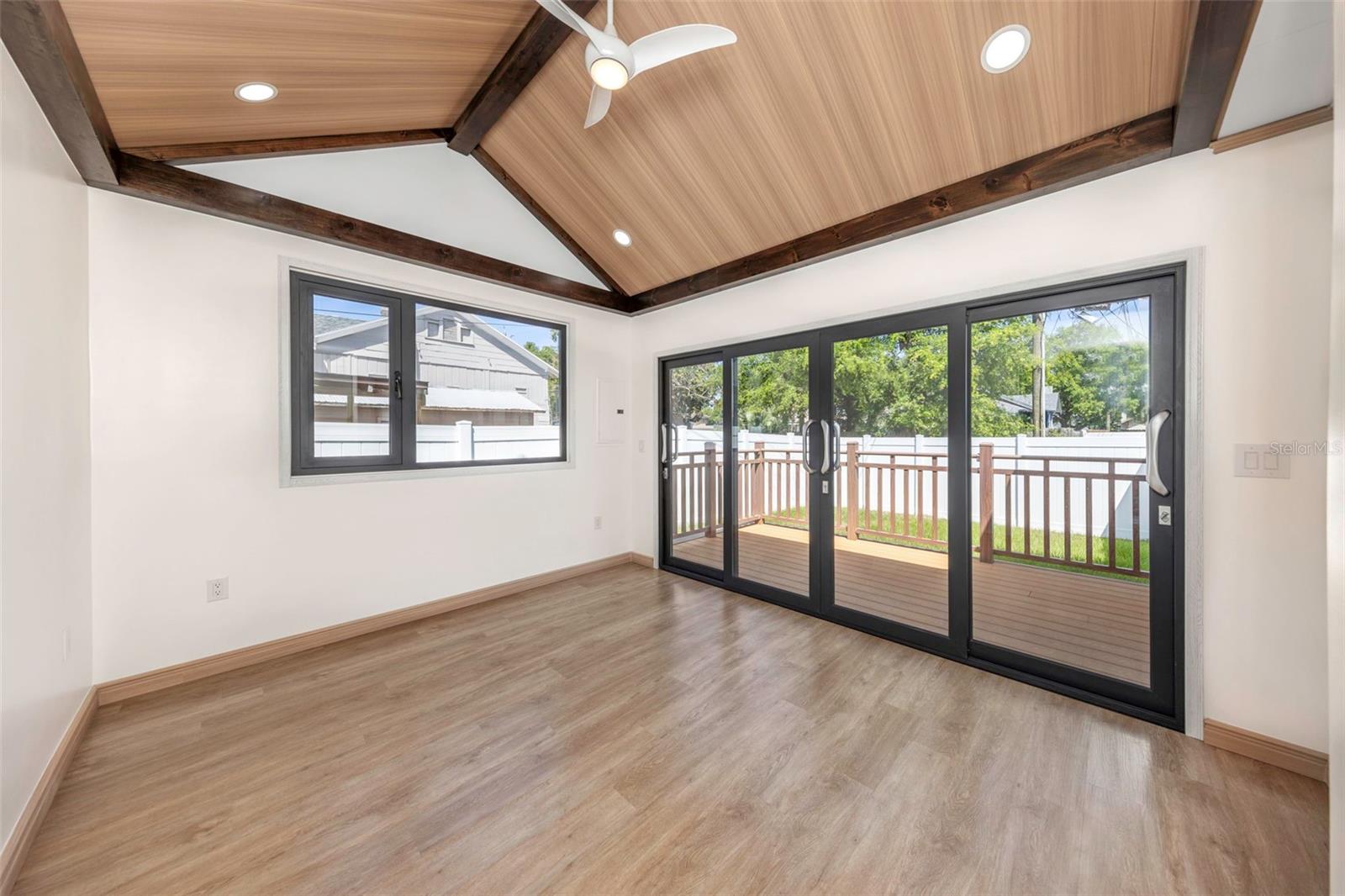 Image 47 of 74 For 1125 Melrose Avenue S