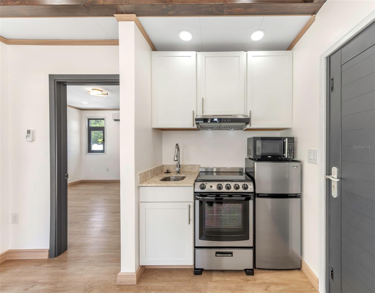 Image 51 of 74 For 1125 Melrose Avenue S