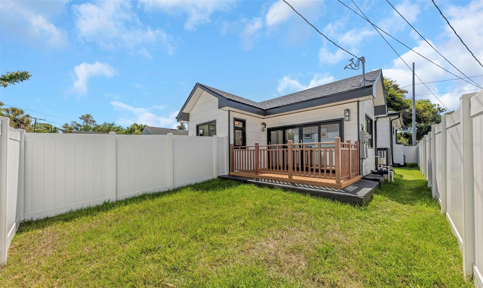 Image 63 of 74 For 1125 Melrose Avenue S