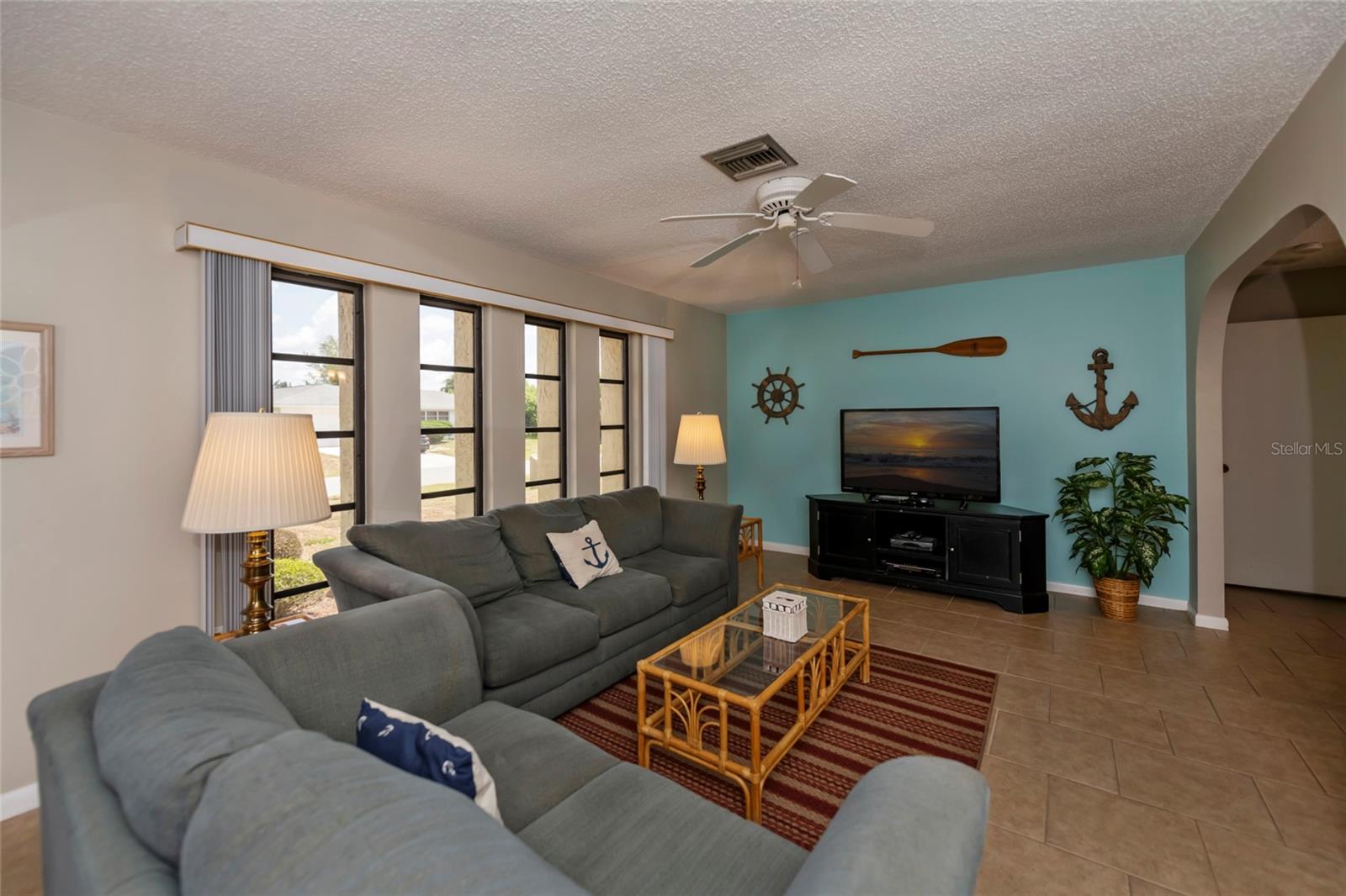 Image 12 of 53 For 543 Mayview Avenue Nw