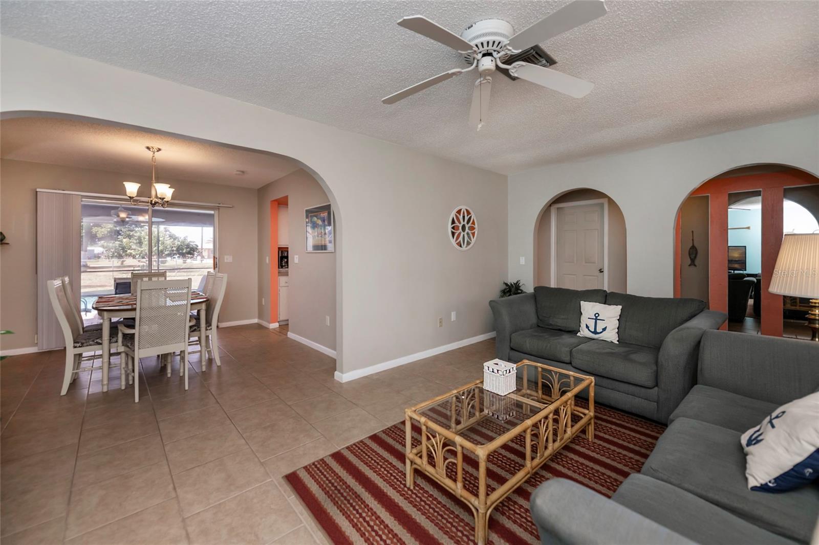 Image 15 of 53 For 543 Mayview Avenue Nw