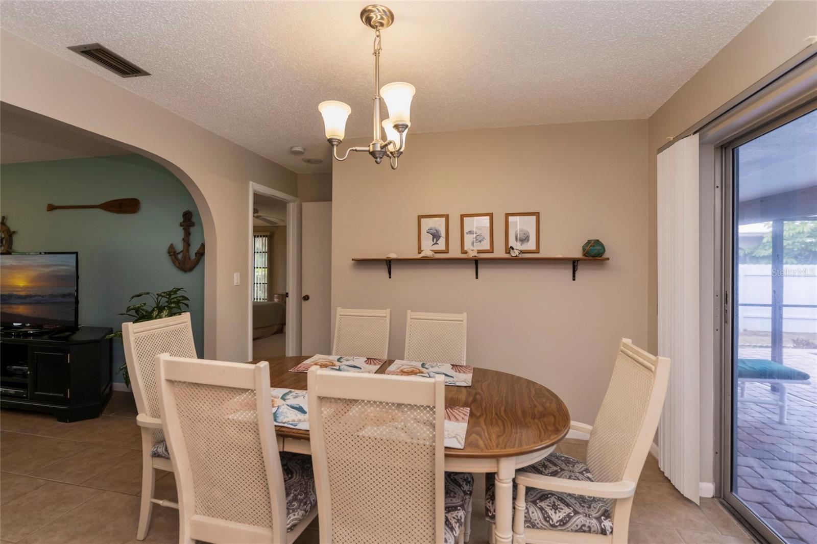 Image 17 of 53 For 543 Mayview Avenue Nw