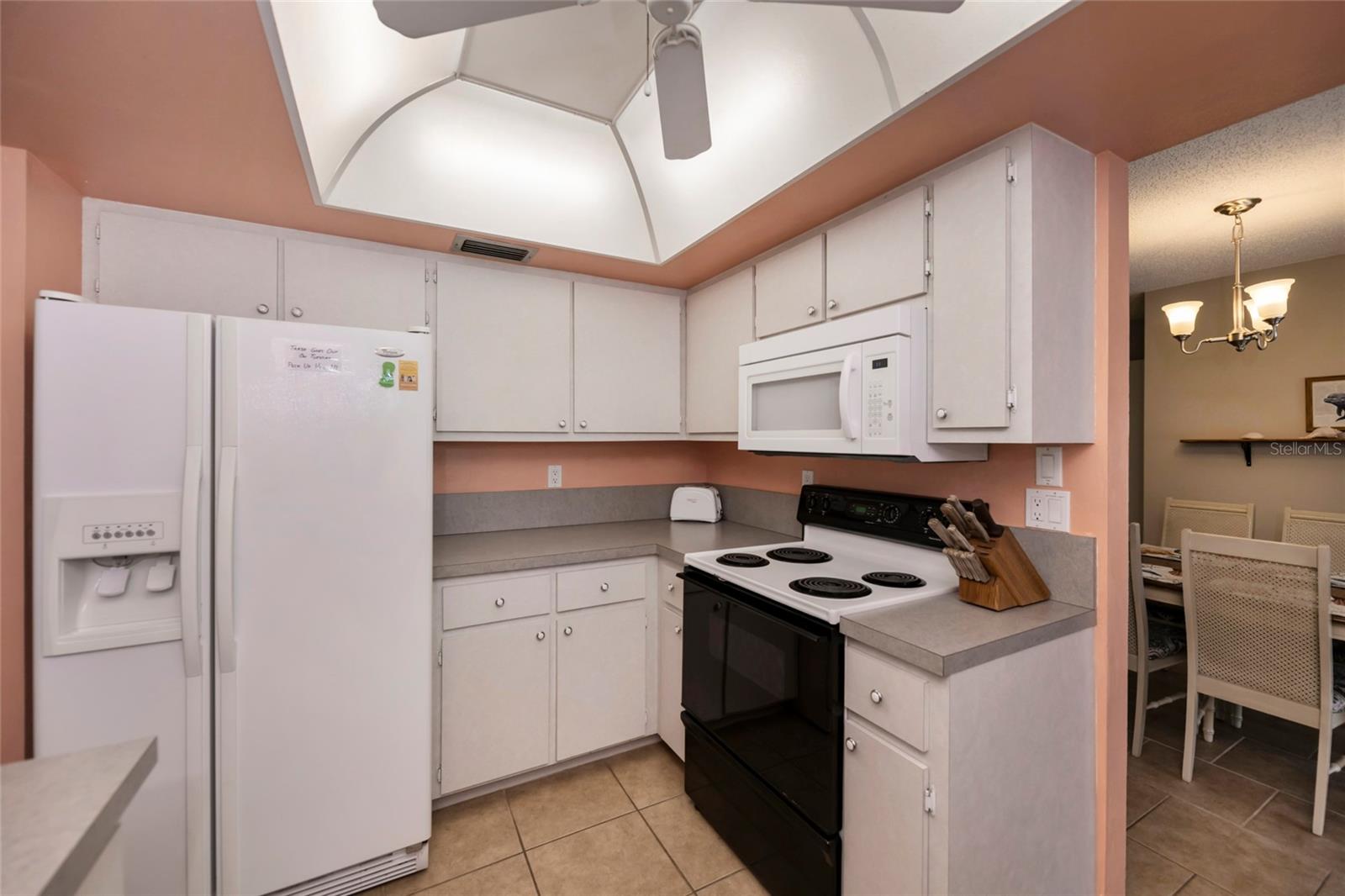 Image 19 of 53 For 543 Mayview Avenue Nw