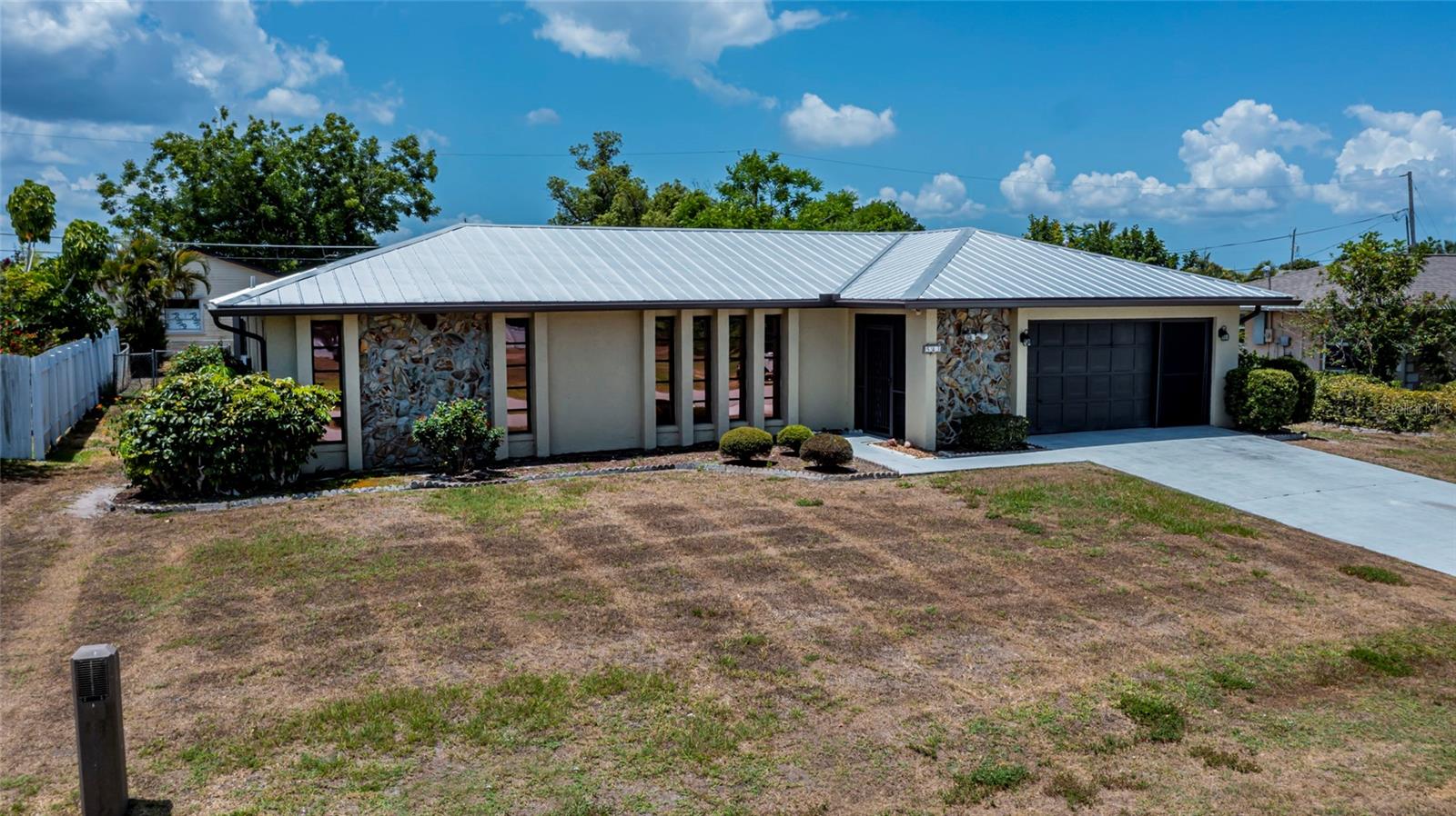 Image 3 of 53 For 543 Mayview Avenue Nw