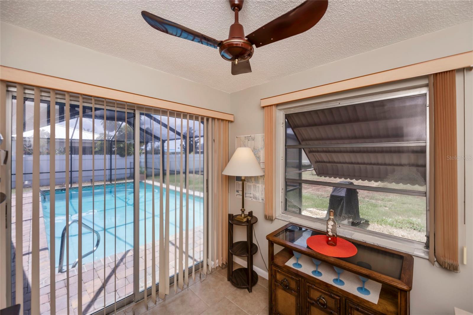 Image 41 of 53 For 543 Mayview Avenue Nw