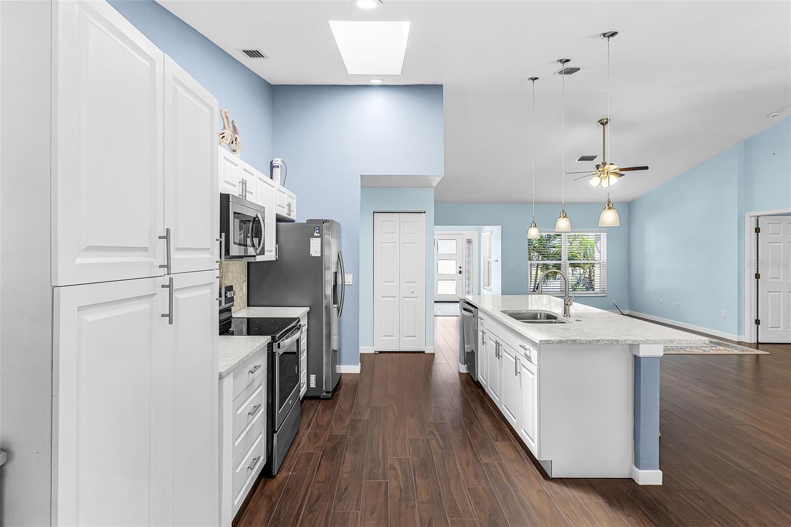 Image 12 of 33 For 3810 Barnegat Drive