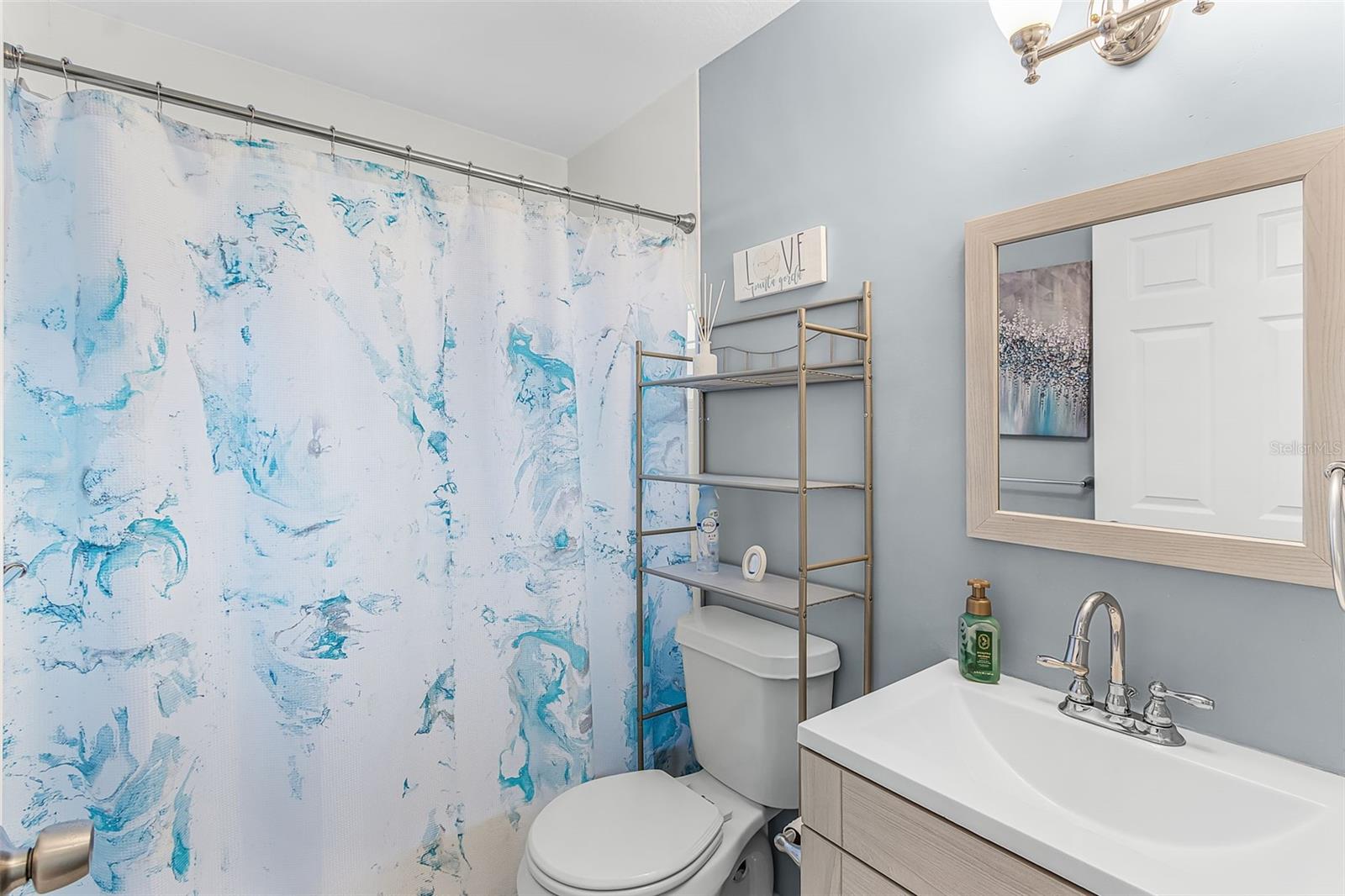 Image 21 of 33 For 3810 Barnegat Drive