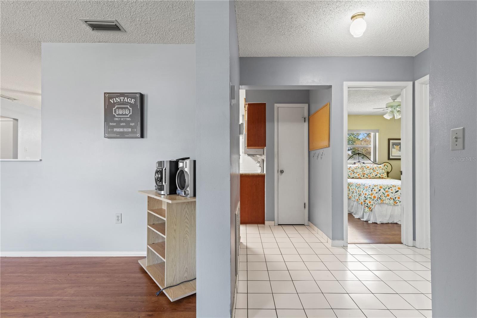 Image 19 of 45 For 3040 Dumas Avenue