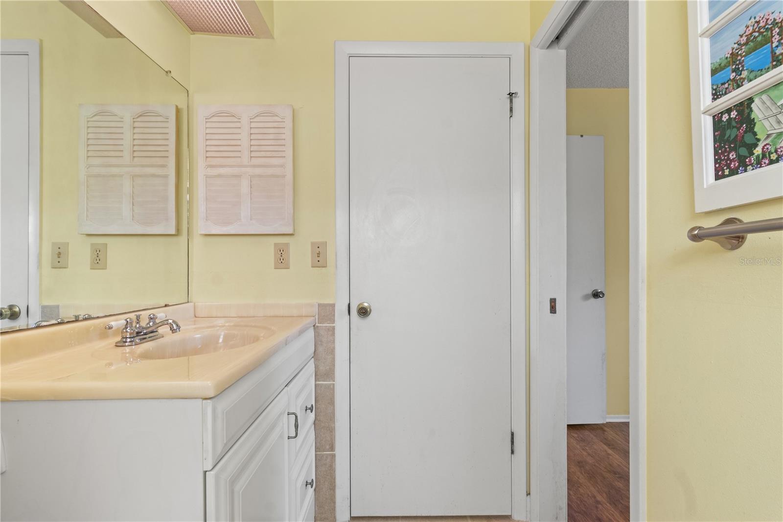 Image 24 of 45 For 3040 Dumas Avenue