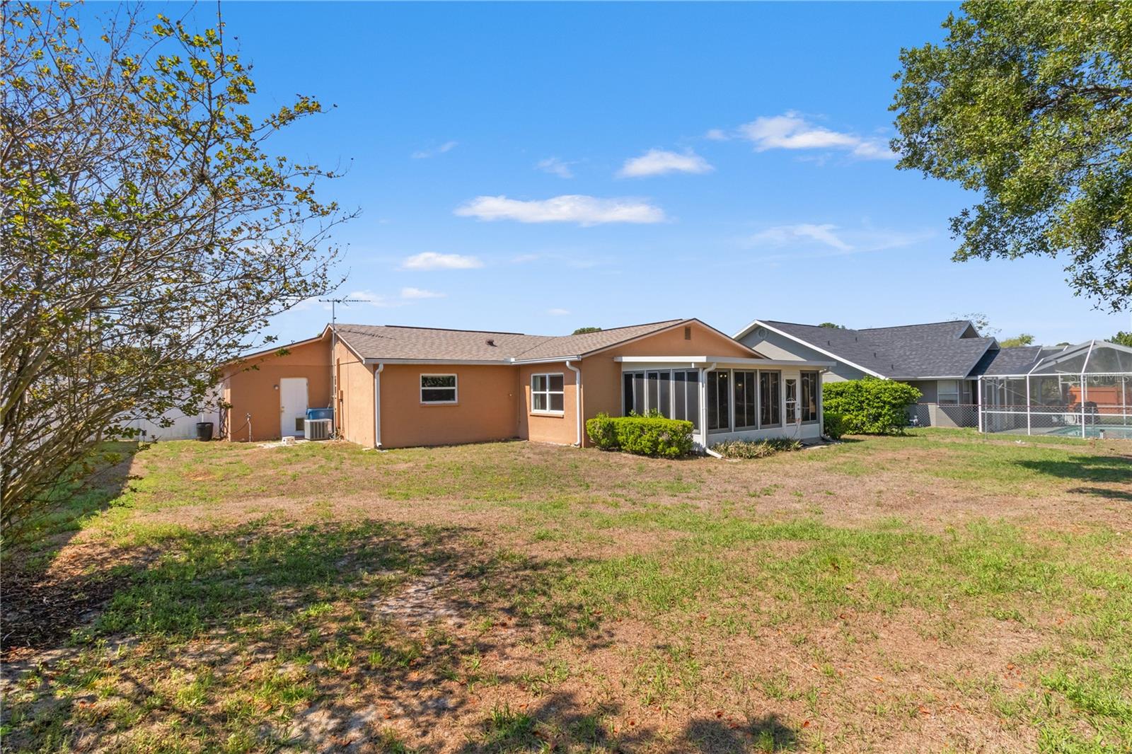 Image 32 of 45 For 3040 Dumas Avenue