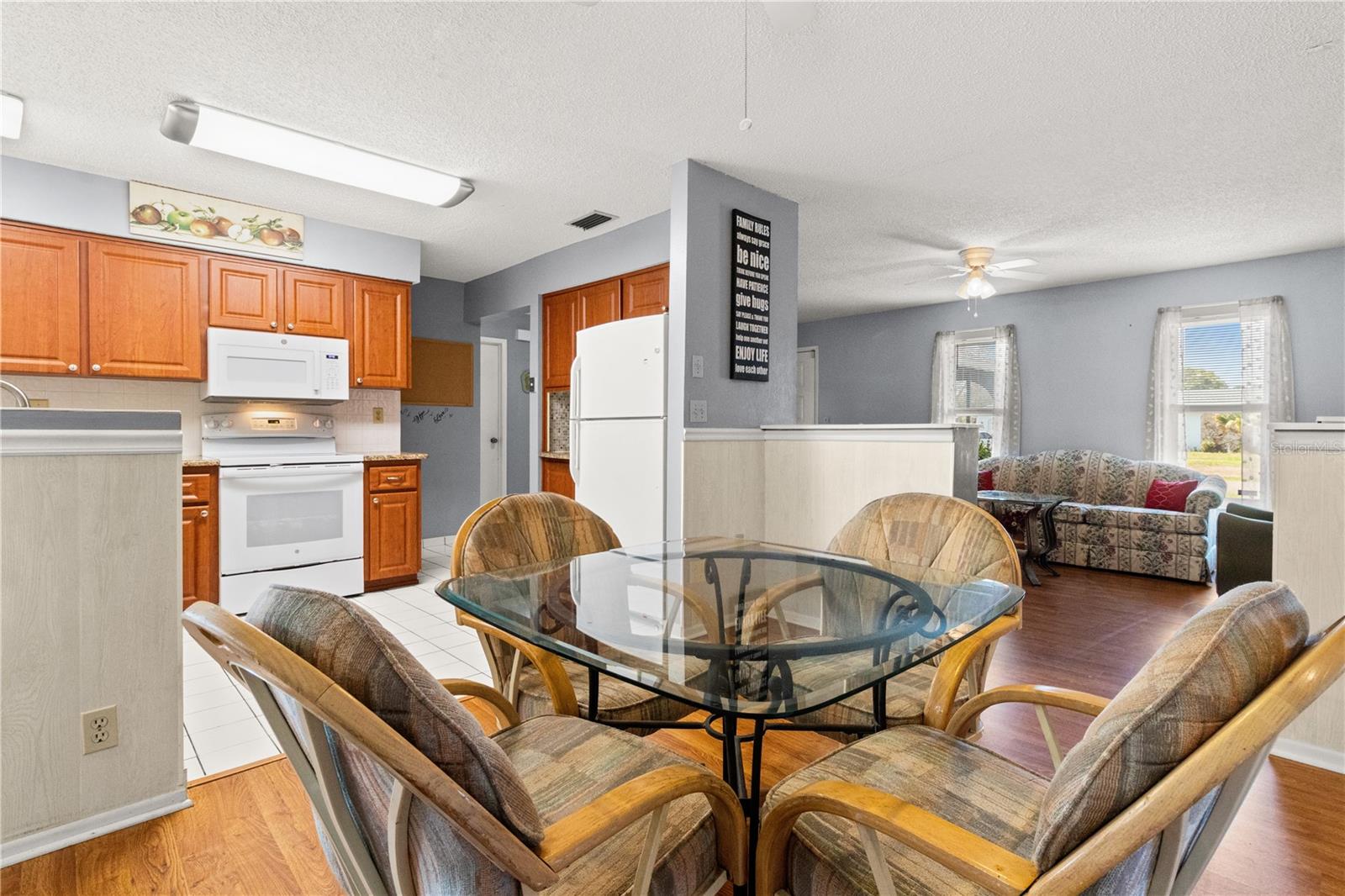 Image 6 of 45 For 3040 Dumas Avenue