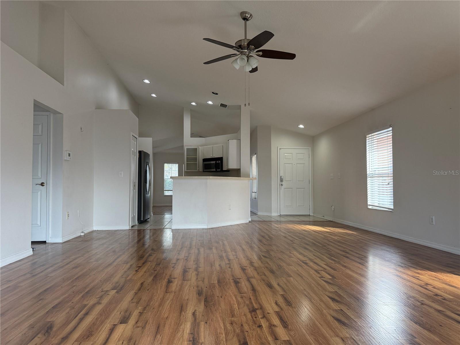 Image 4 of 26 For 6518 Bridgecrest Drive