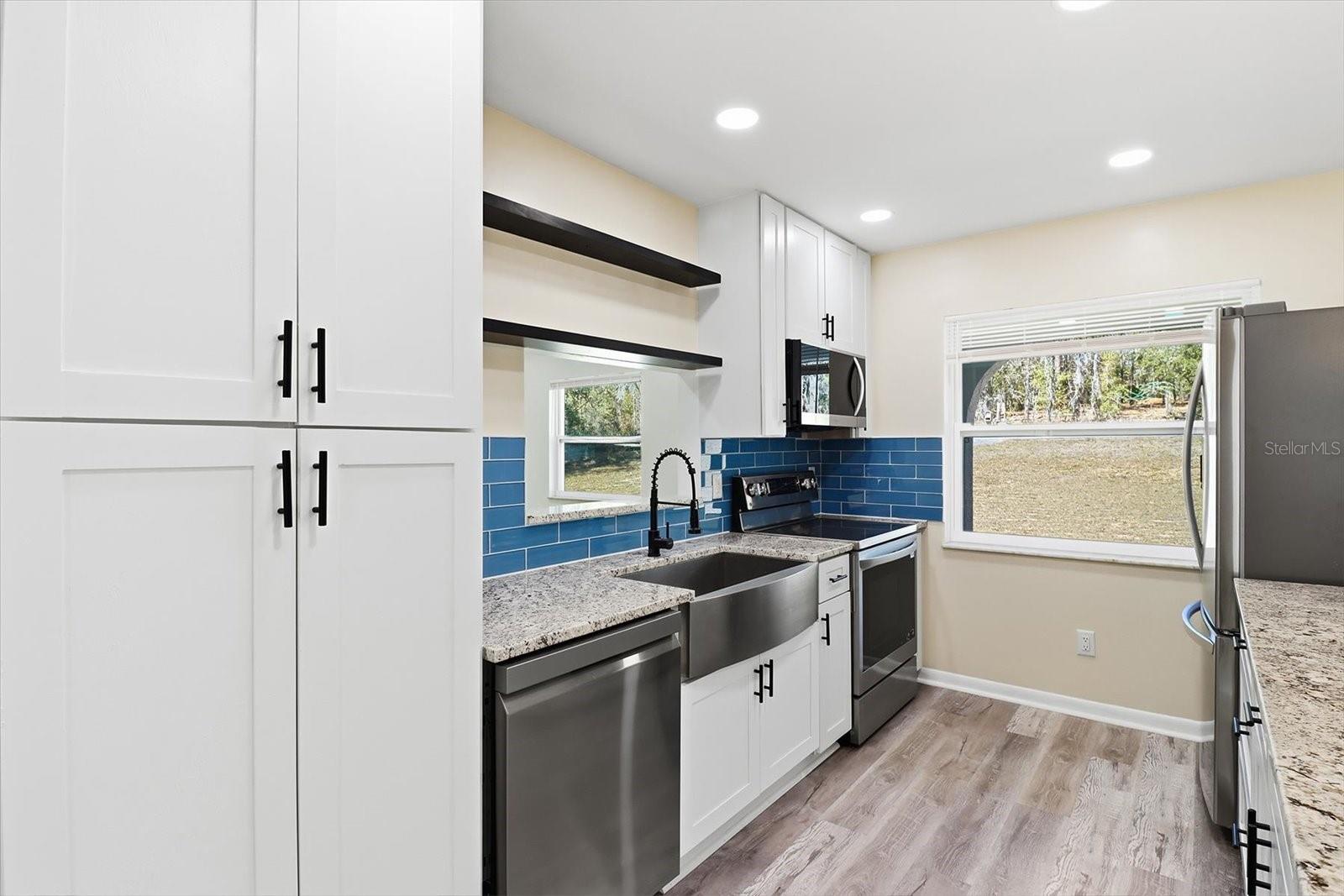 Image 26 of 46 For 700 Stratford Road