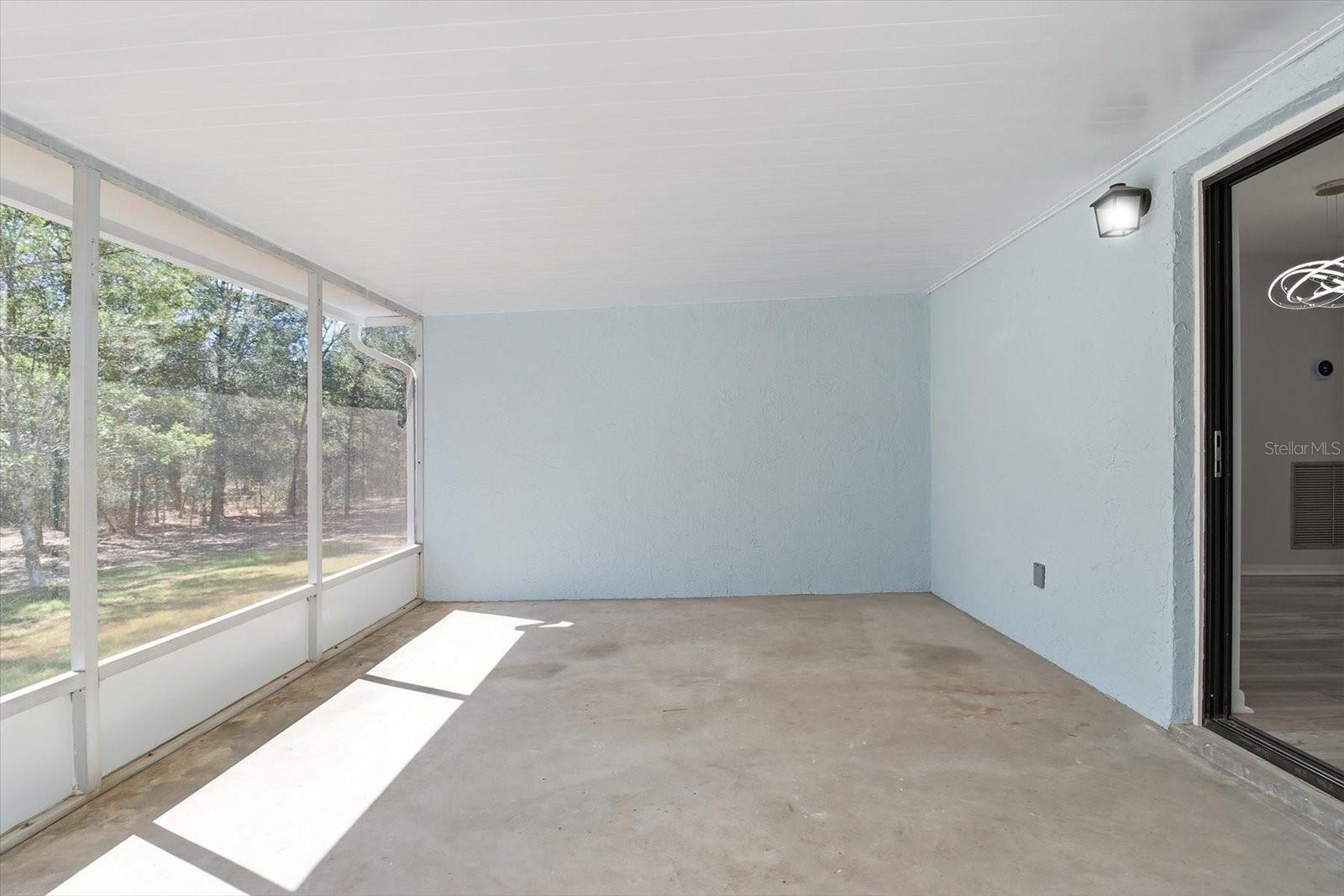 Image 31 of 46 For 700 Stratford Road