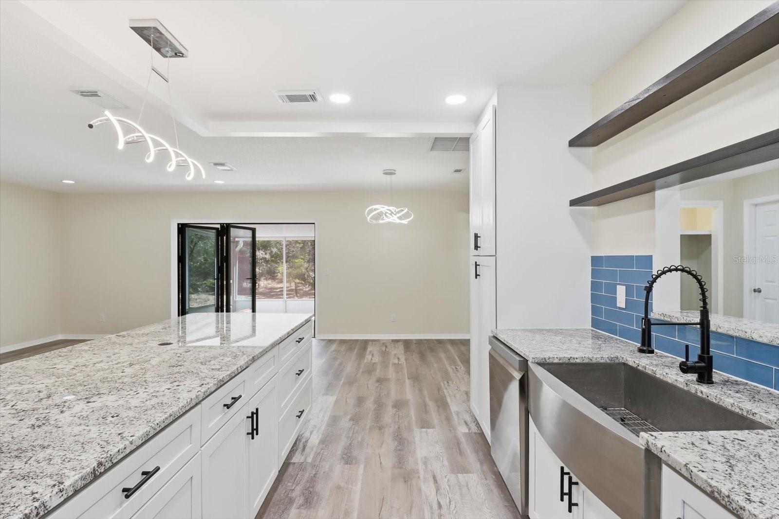 Image 32 of 46 For 700 Stratford Road