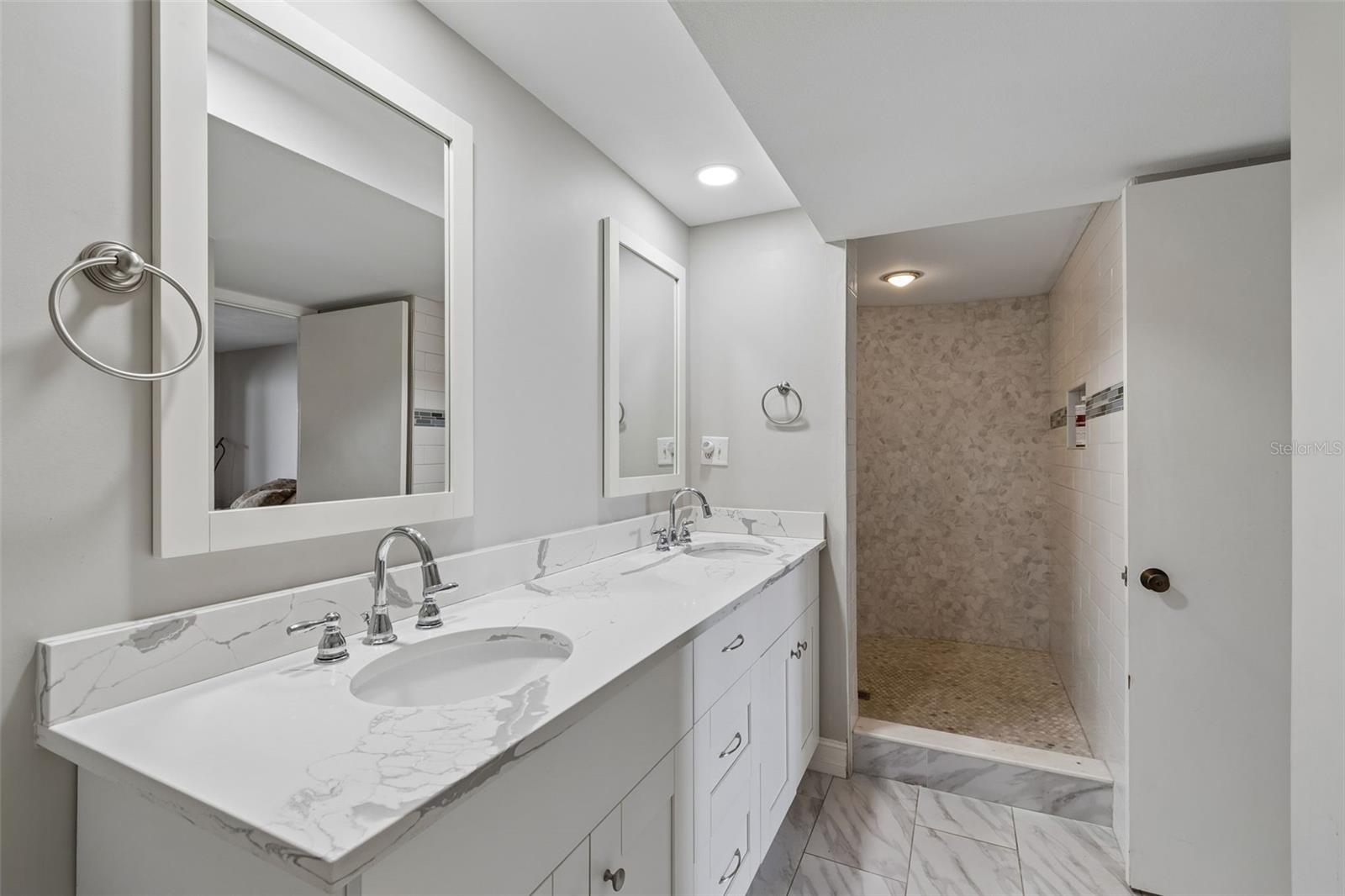 Image 26 of 60 For 4141 Bayshore Boulevard 1106