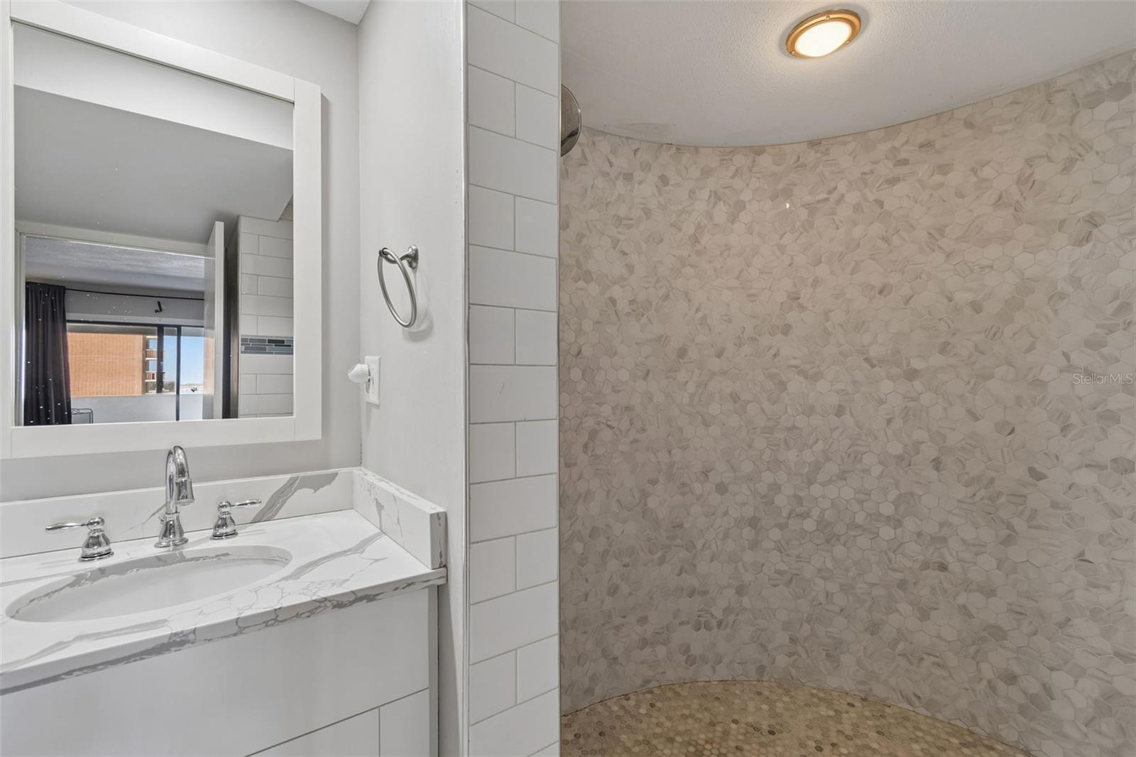 Image 27 of 60 For 4141 Bayshore Boulevard 1106