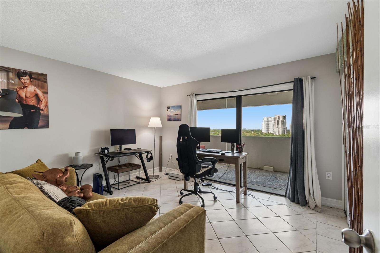 Image 33 of 60 For 4141 Bayshore Boulevard 1106