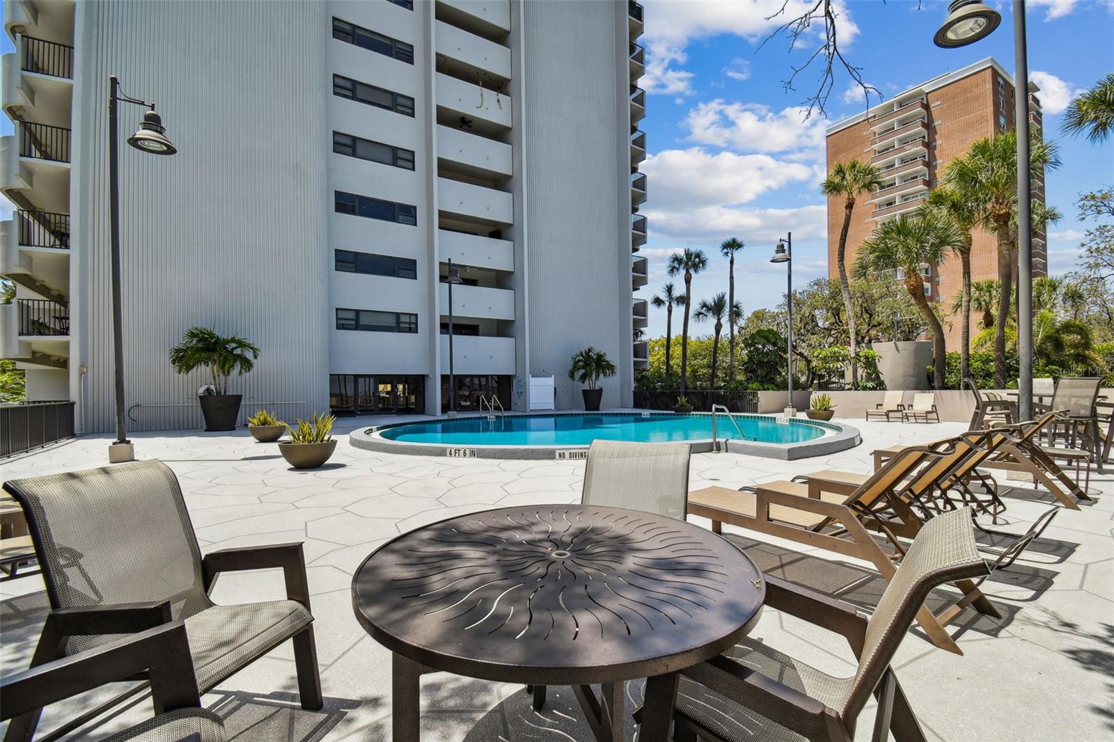 Image 41 of 60 For 4141 Bayshore Boulevard 1106