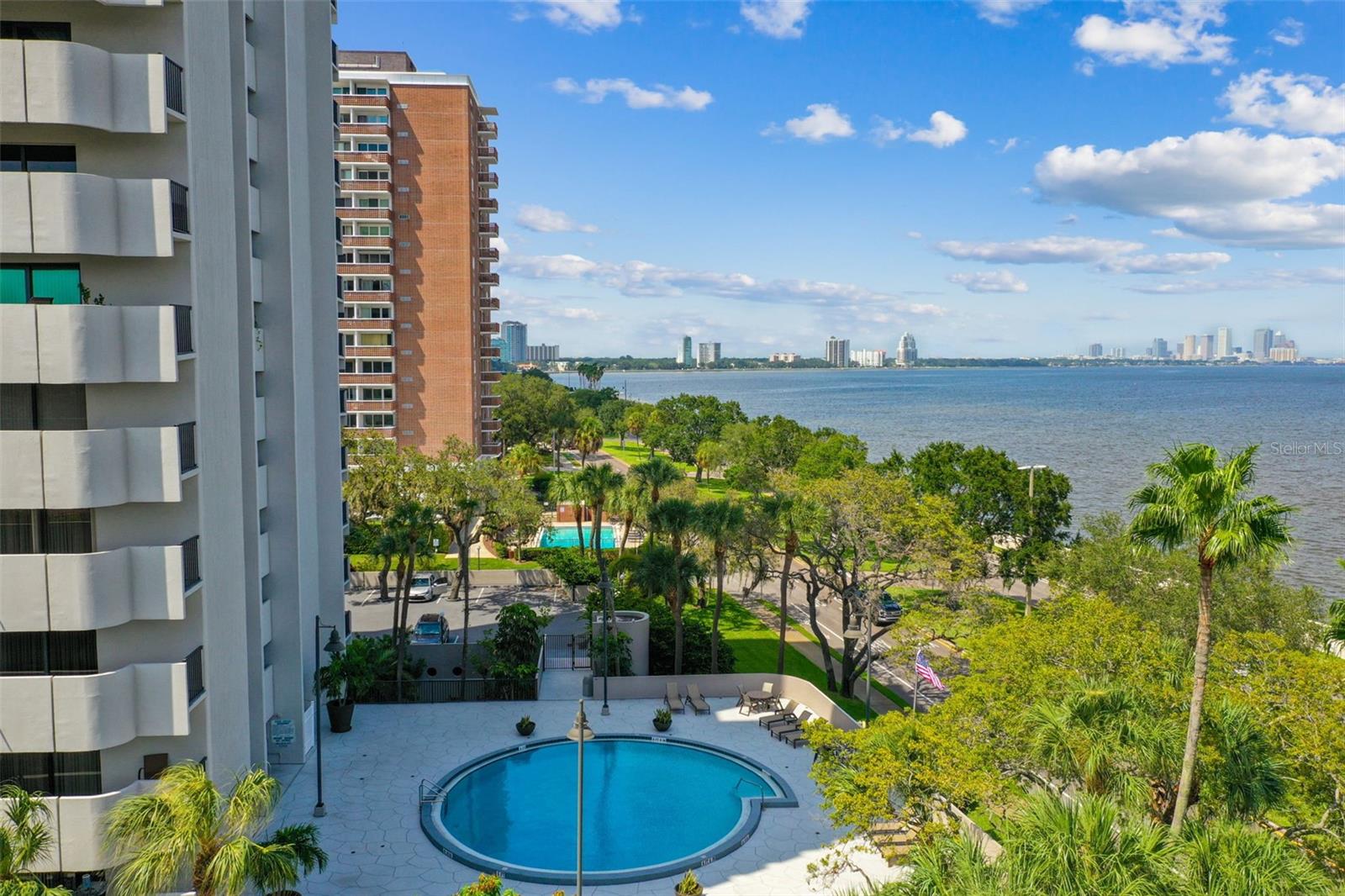 Image 43 of 60 For 4141 Bayshore Boulevard 1106