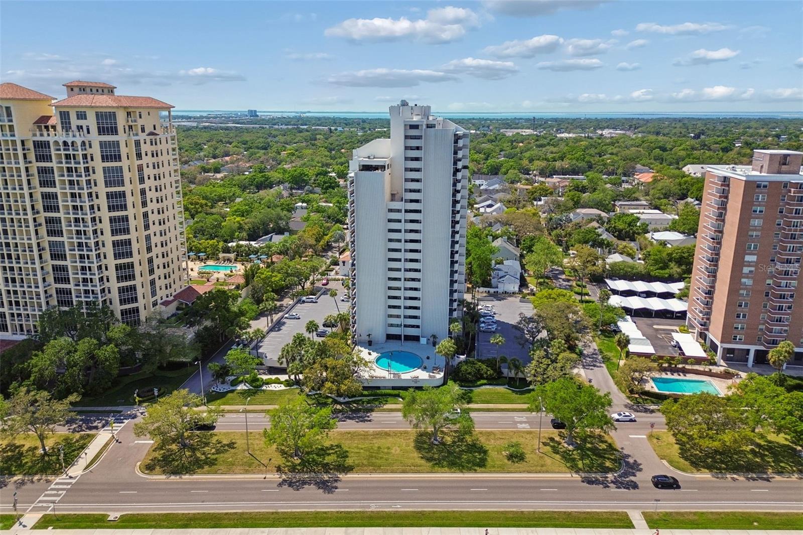 Image 45 of 60 For 4141 Bayshore Boulevard 1106