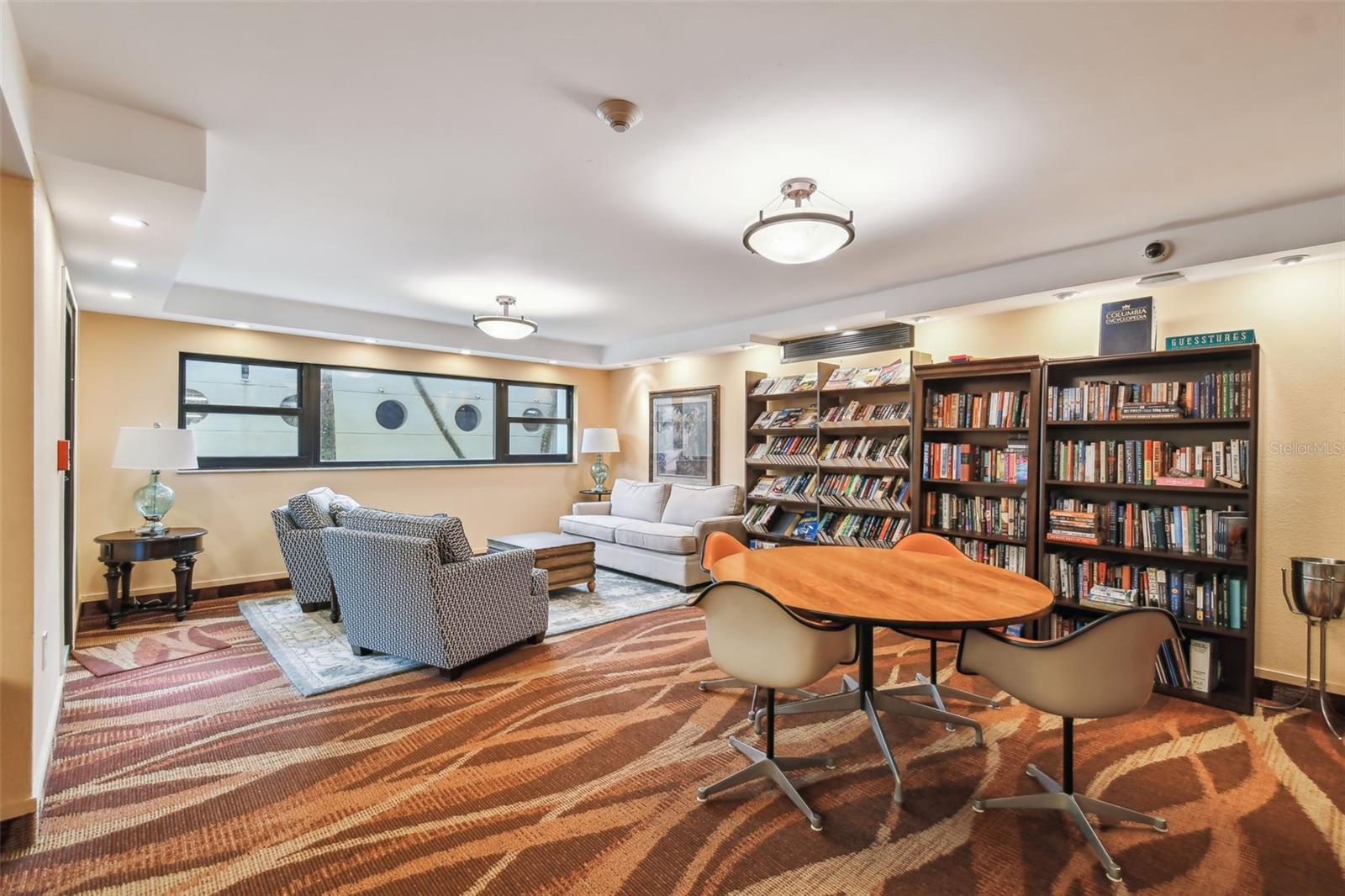 Image 52 of 60 For 4141 Bayshore Boulevard 1106