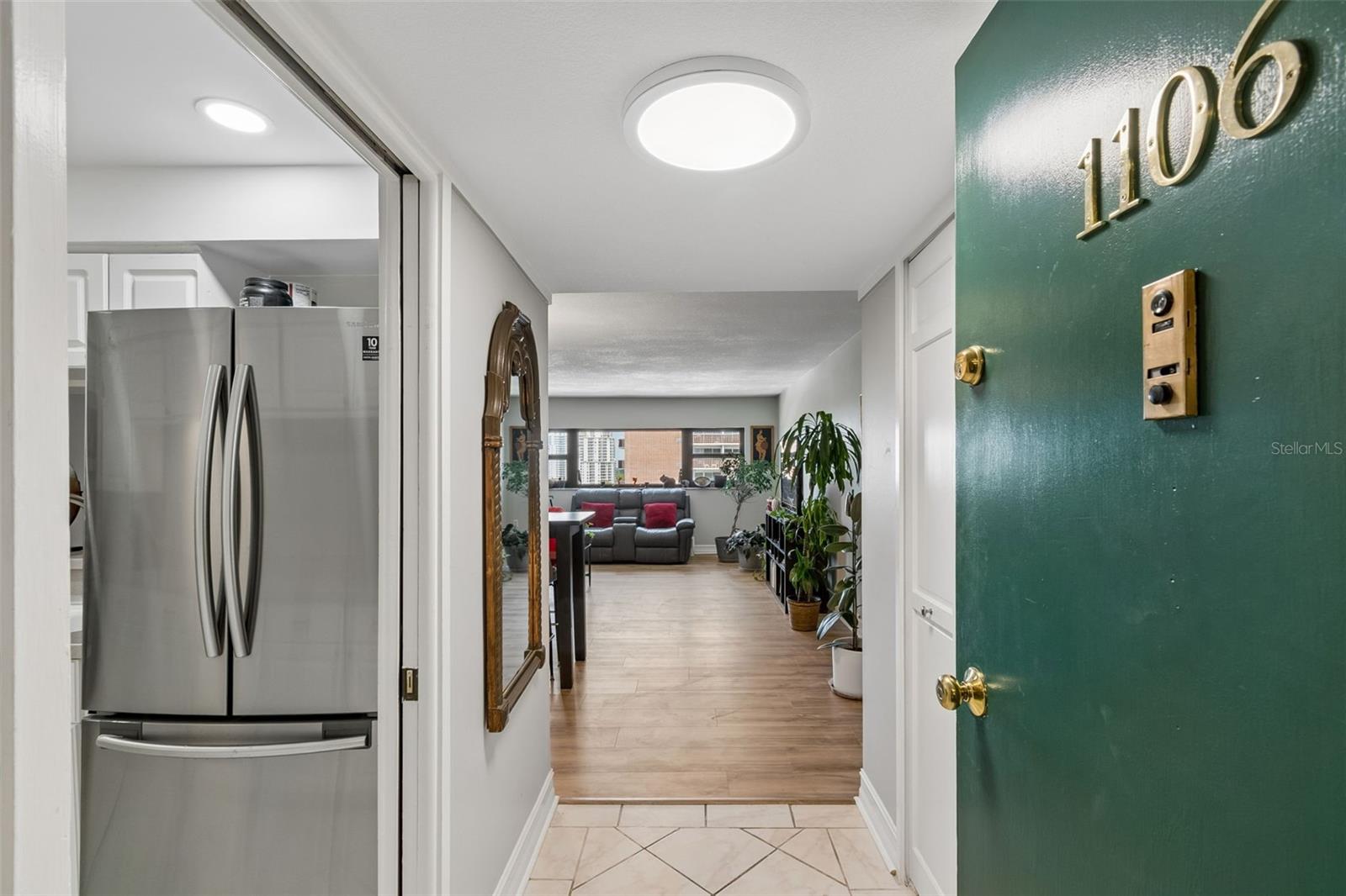 Image 7 of 60 For 4141 Bayshore Boulevard 1106