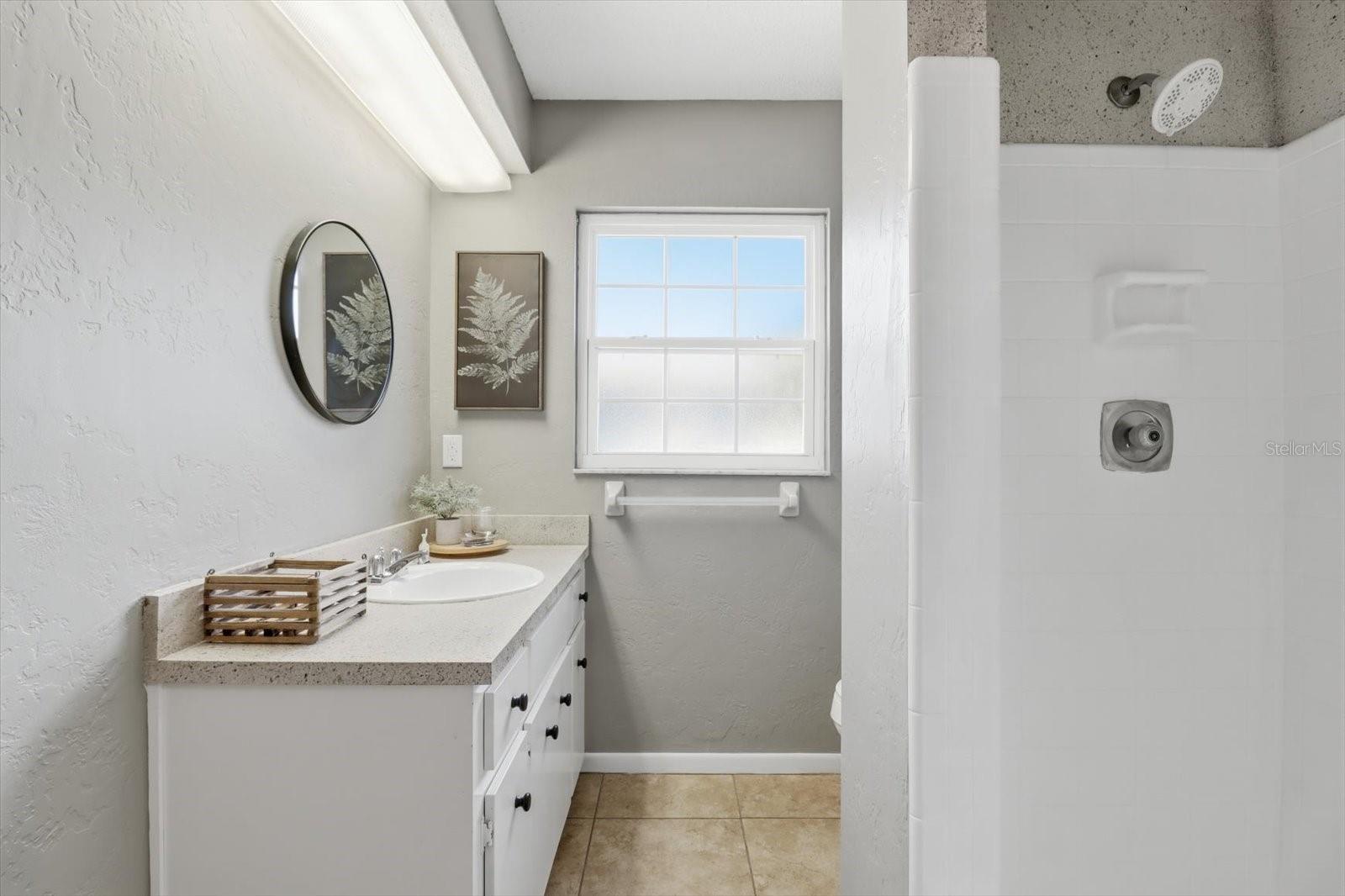 Image 17 of 32 For 6051 Cheryl Lane