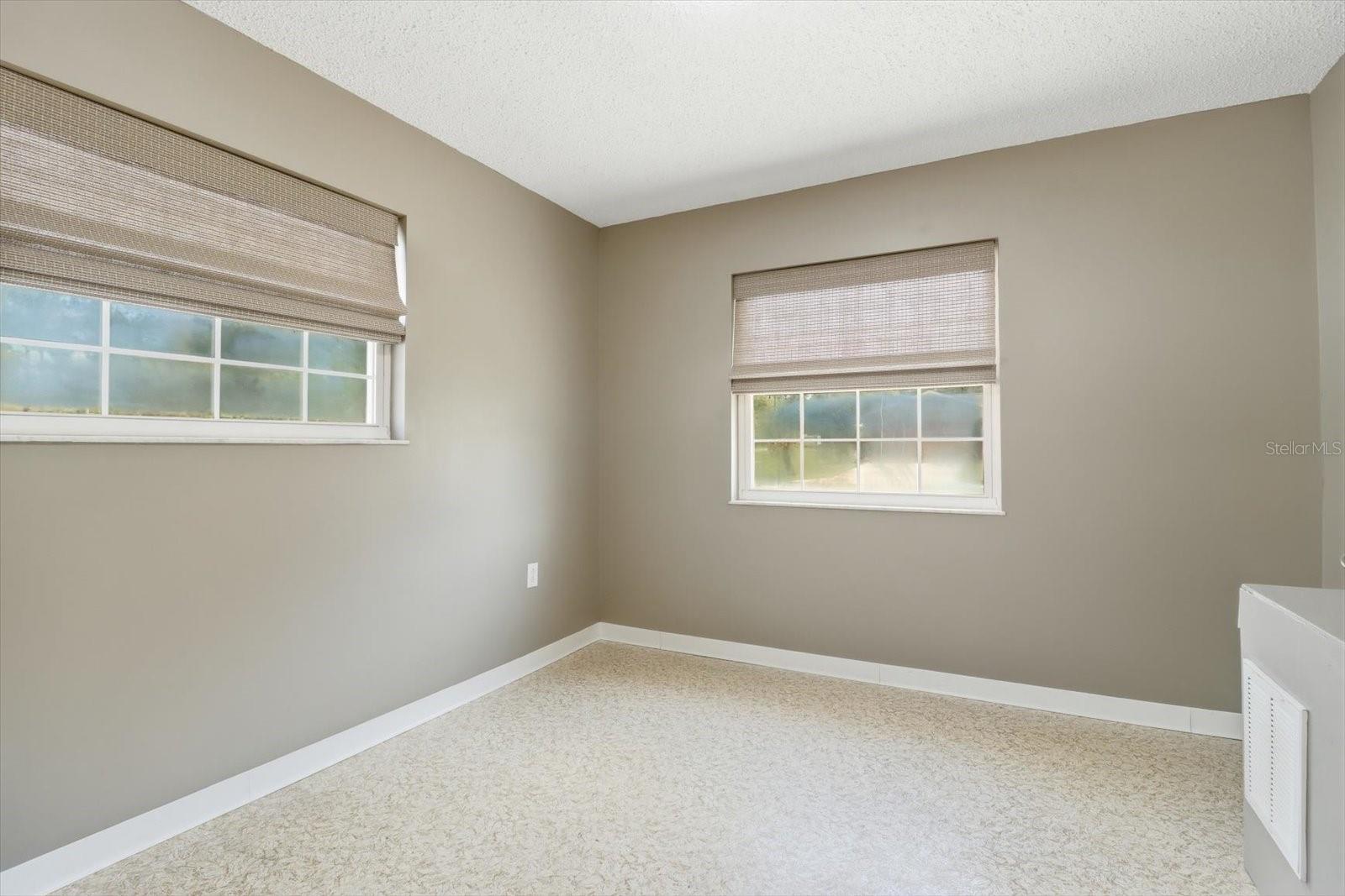 Image 20 of 32 For 6051 Cheryl Lane