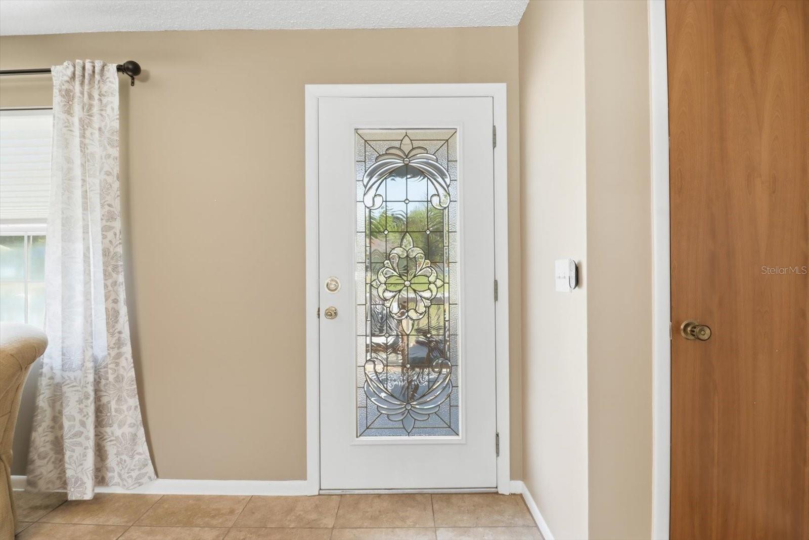 Image 4 of 32 For 6051 Cheryl Lane