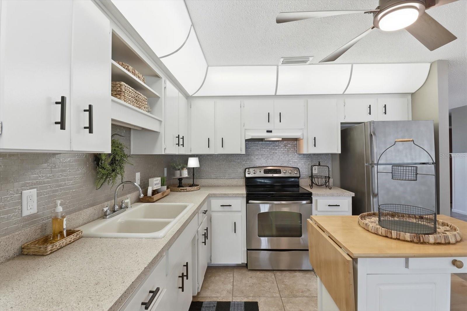 Image 9 of 32 For 6051 Cheryl Lane