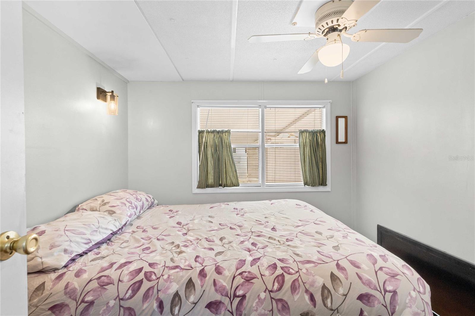 Image 17 of 60 For 5345 Jo Street