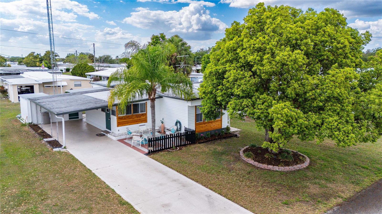 Image 2 of 60 For 5345 Jo Street