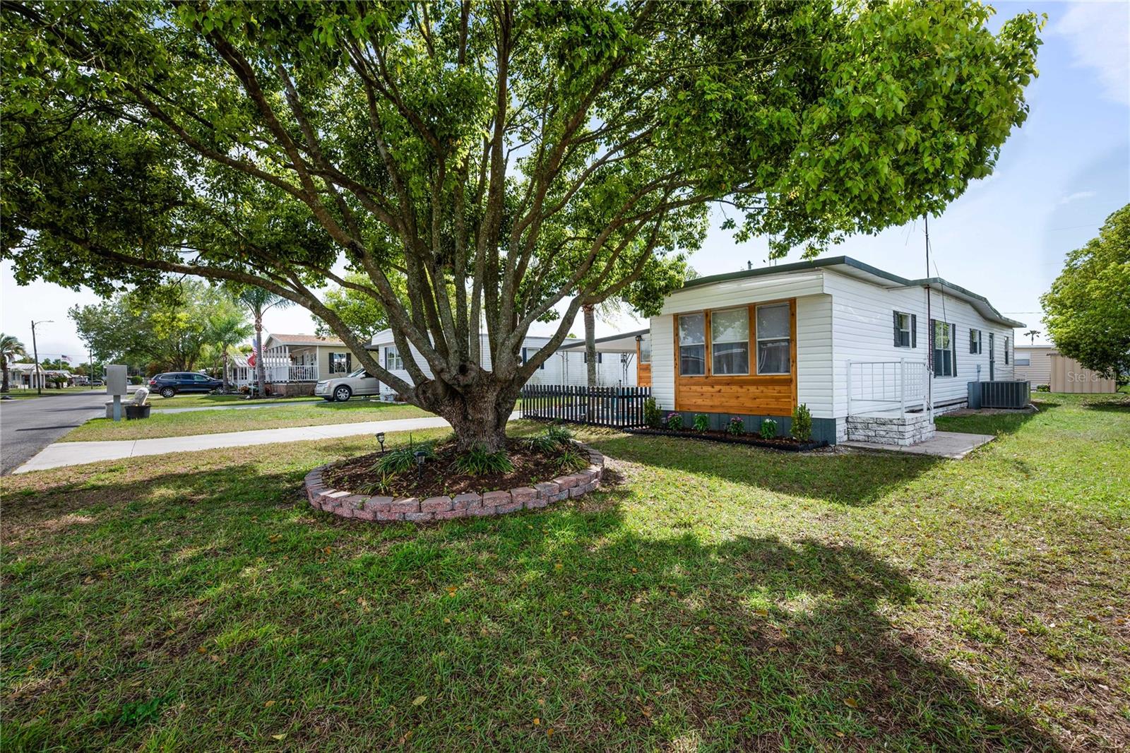 Image 5 of 60 For 5345 Jo Street