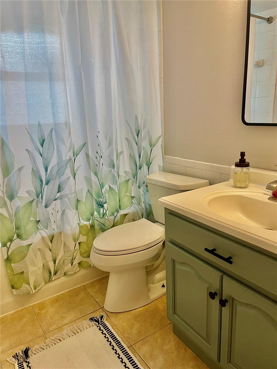 Image 15 of 38 For 8074 37th Avenue N