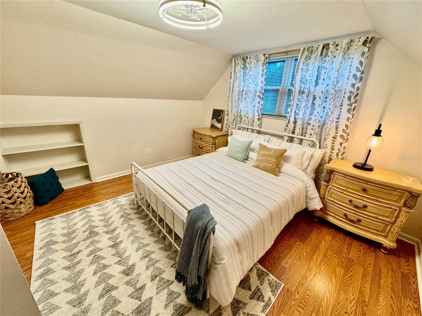 Image 24 of 38 For 8074 37th Avenue N