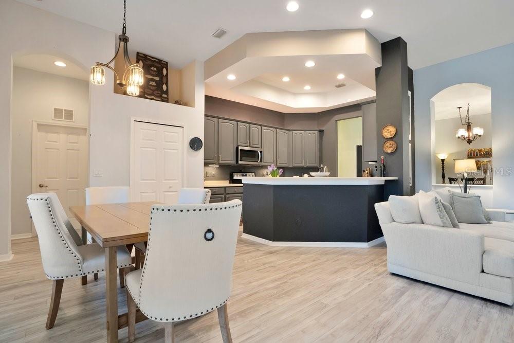 Image 17 of 62 For 11719 Belle Haven Drive