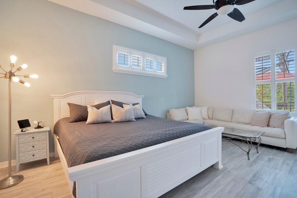 Image 22 of 62 For 11719 Belle Haven Drive