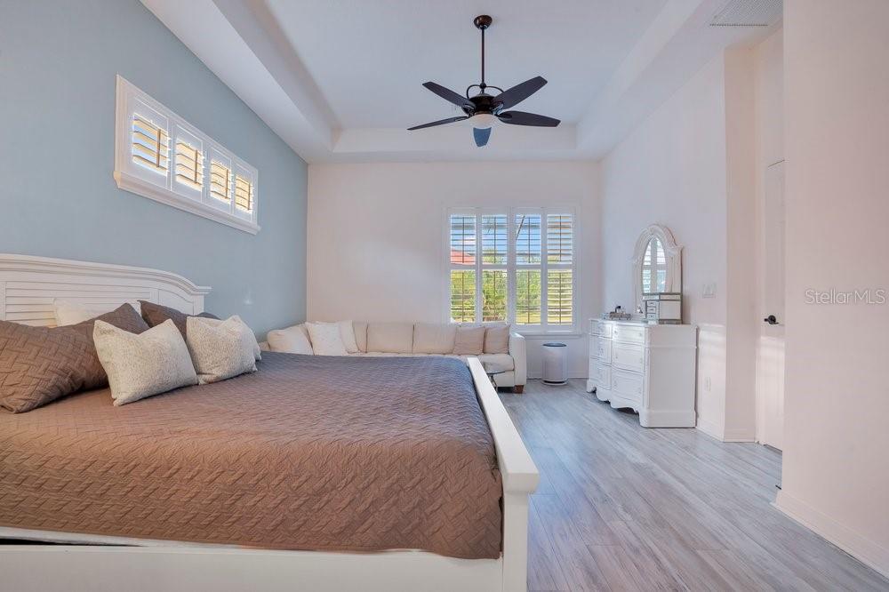 Image 26 of 62 For 11719 Belle Haven Drive