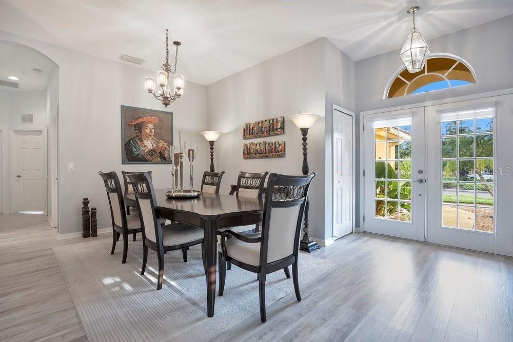 Image 6 of 62 For 11719 Belle Haven Drive