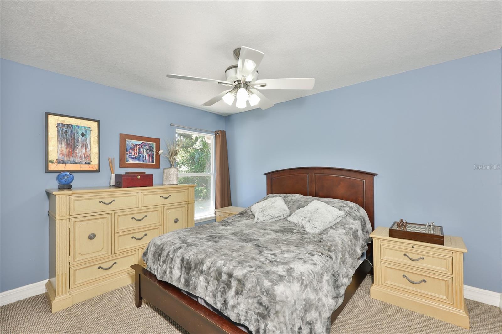 Listing photo id 27 for 1710 Surrey Trail